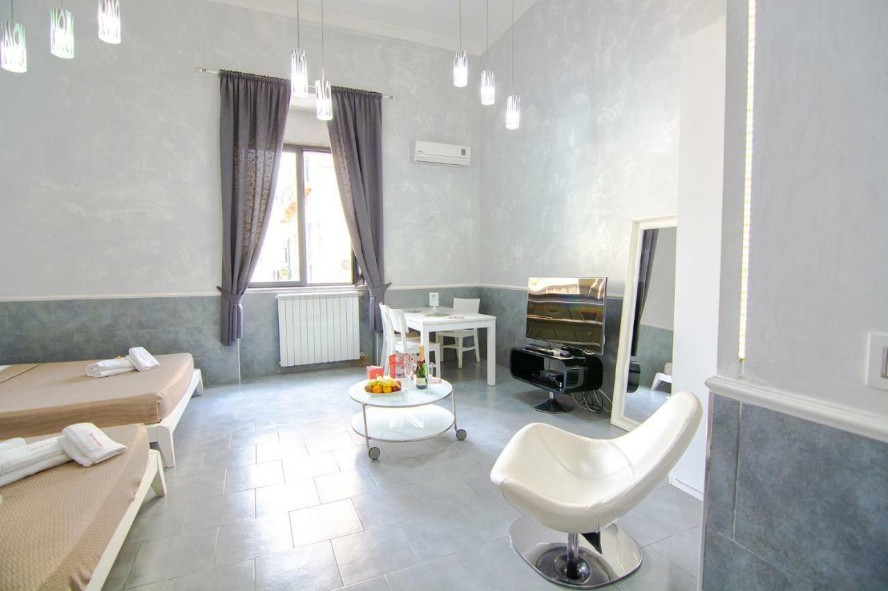 Suite Apartments Angioini Naples Extérieur photo